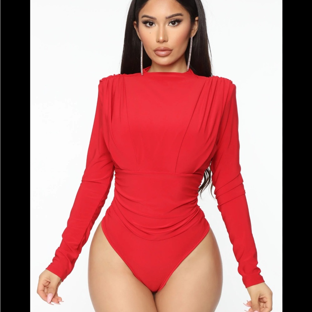 Fashion Nova 1x Red Open Back BodySuit